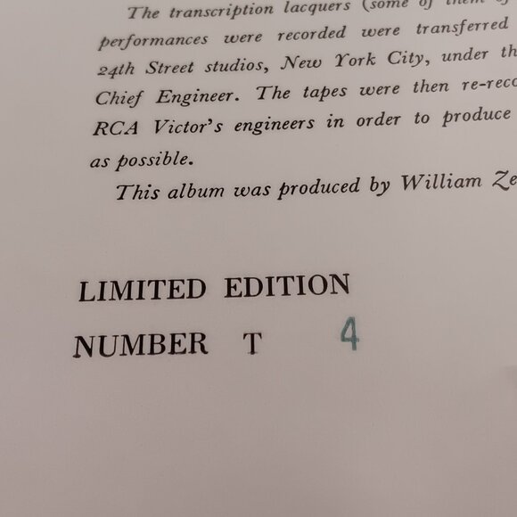 Glenn Miller - Limited Edition Numbered 5LP Binder Set - Volume 2 - Circa 1953 - Picture 2 of 7